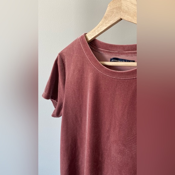 Abercrombie Velvet Tshirt - Picture 3 of 3